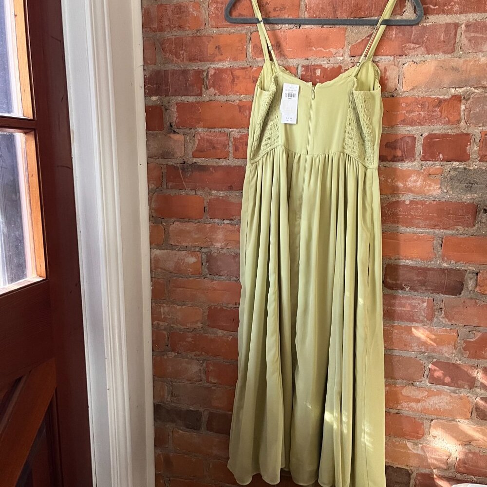 NWT Abercrombie & Fitch Ruched Chiffon Green Midi Dress - Picture 2 of 5
